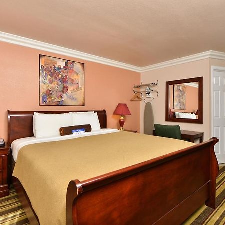 Inn By The Sfo Саут Сан Франциско Стая снимка